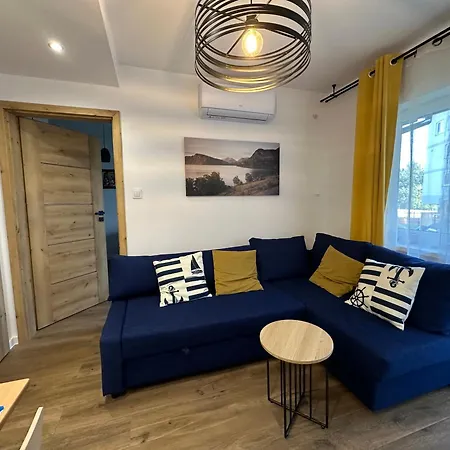 14 Nina - Debina Apartamento *